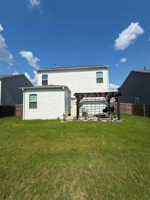 Exterior - 7481 Hawk Tail Way, Fairburn, GA 30213 photo 2 of 2
