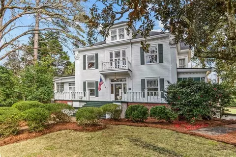 301 N East St, Greensboro, GA 30642