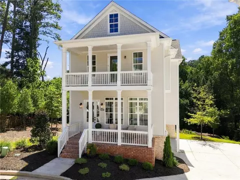 3060 Kara Ct, Roswell, GA 30076