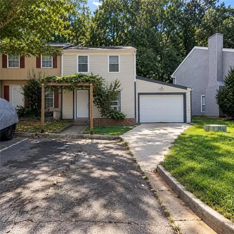 3734 Jamestown Ct, Atlanta, GA 30340