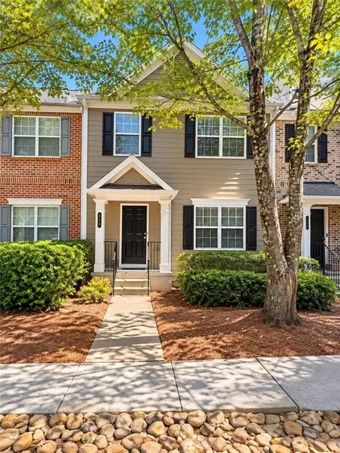 724 Breeze Ln, Woodstock, GA 30188