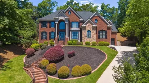 1370 Boomer Cir, Suwanee, GA 30024