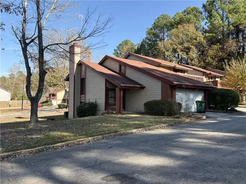 1121 Village Main St, Stone Mountain, GA 30088