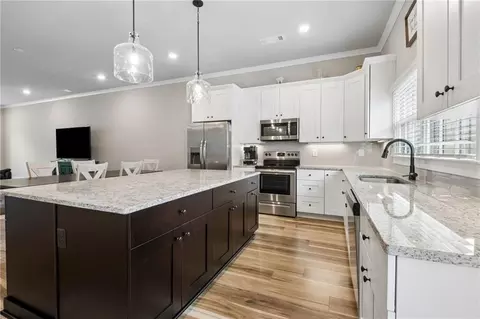 Kitchen - 2155 Rail Yard Ave, Grayson, GA 30017 photo 4 of 7