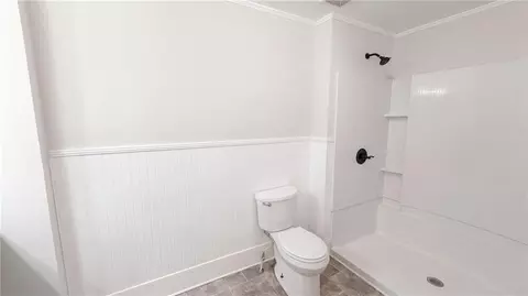 Bath - 289 Almon Rd, Covington, GA 30014 photo 3 of 4