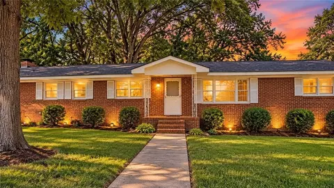 411 Dewberry Ln SE, Lindale, GA 30147