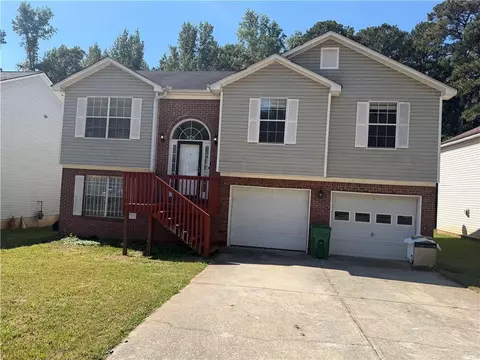 5741 Wellborn Oaks Ct, Lithonia, GA 30058