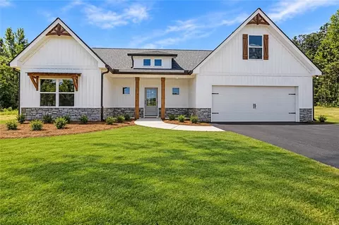 710 Carter Mountain Rd, Rockmart, GA 30153