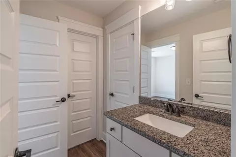 Bath - 2849 Windsor Knoll Dr, Dacula, GA 30019 photo 2 of 9