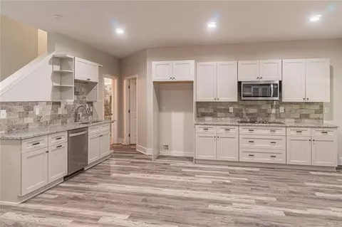 Kitchen - 2849 Windsor Knoll Dr, Dacula, GA 30019 photo 7 of 7