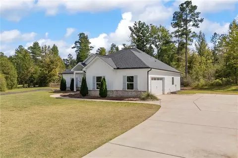 Exterior - 1094 Mcleod Estates Dr, Monroe, GA 30655 photo 3 of 11
