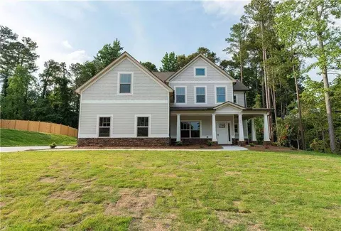 6105 Crowley Dr, Douglasville, GA 30135