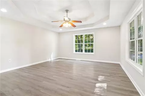 Living - 7 Mosley Ln, Buchanan, GA 30113 photo 2 of 7