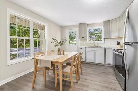 Dining - 7 Mosley Ln, Buchanan, GA 30113 photo 1 of 1