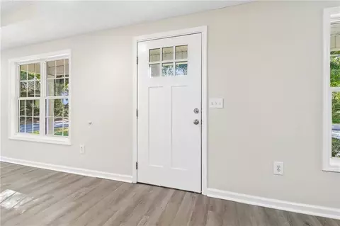 Entry Way - 7 Mosley Ln, Buchanan, GA 30113 photo 1 of 2