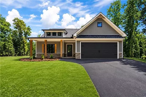 700 Carter Mountain Rd, Rockmart, GA 30153