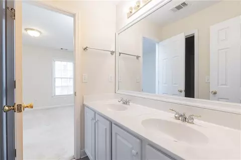 Bath - 4169 Regency Ct, Brookhaven, GA 30341 photo 4 of 4