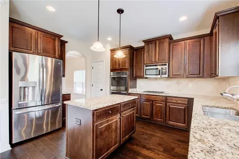 Kitchen - 344 Mango Ct, Mcdonough, GA 30253 photo 3 of 3