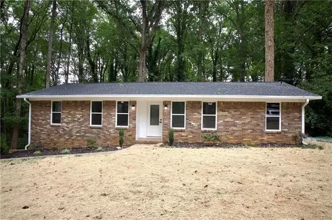 3941 Canterbury Walk, Douglasville, GA 30135