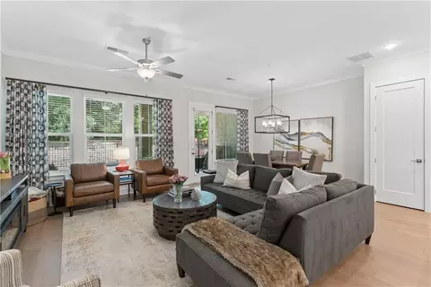 1090 Harper Dr, Roswell, GA 30076