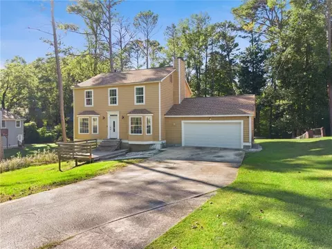 9435 Windy Ct, Jonesboro, GA 30238