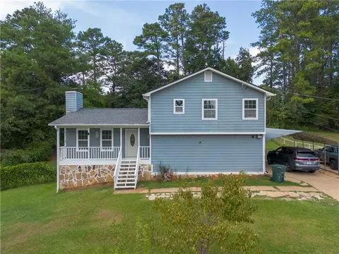 2633 W Regal Ct, Lawrenceville, GA 30044