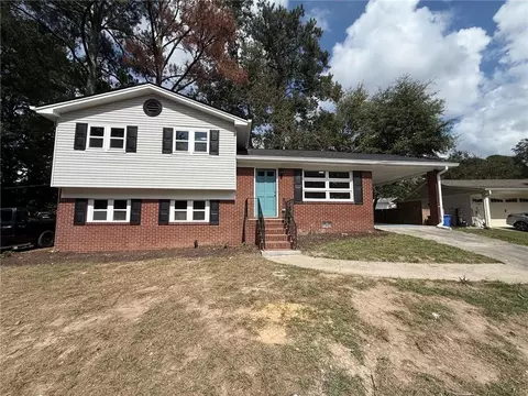 3229 Vanderbilt Ln NW, Atlanta, GA 30318