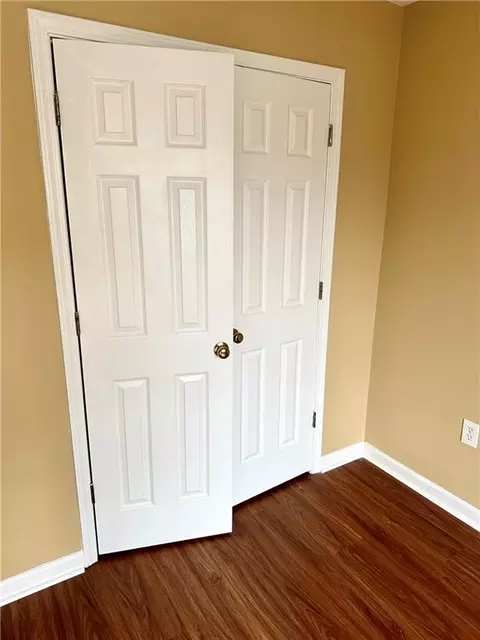 2333 Beaver Falls Dr, Norcross, GA 30071