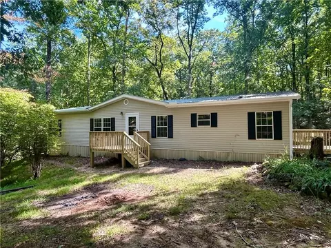 839 Wooten Rd, Cleveland, GA 30528