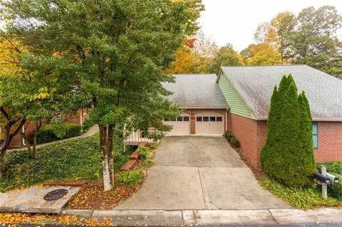 6306 Deerings Holw, Peachtree Corners, GA 30092