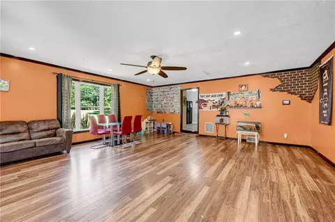 Living - 8535 Downs Rd, Winston, GA 30187 photo 3 of 3