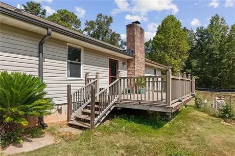 Exterior - 8535 Downs Rd, Winston, GA 30187 photo 5 of 9