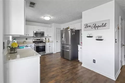 Kitchen - 795 Compton Ln, Mcdonough, GA 30253 photo 4 of 5