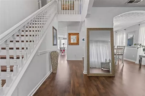 Entry Way - 795 Compton Ln, Mcdonough, GA 30253 photo 3 of 9