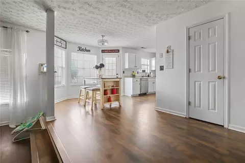 Entry Way - 795 Compton Ln, Mcdonough, GA 30253 photo 5 of 9