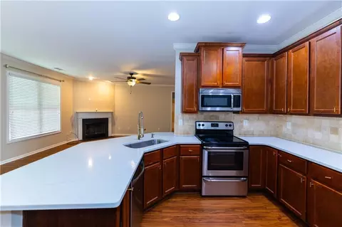 Kitchen - 4960 Racquet Ct, Duluth, GA 30096 photo 1 of 2