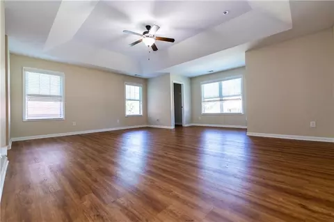 Living - 4960 Racquet Ct, Duluth, GA 30096 photo 5 of 7