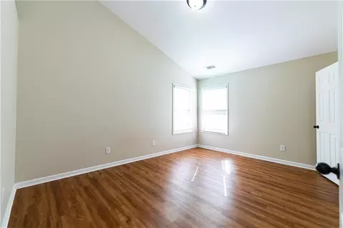 Bedroom - 4960 Racquet Ct, Duluth, GA 30096 photo 4 of 7