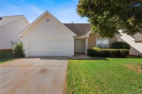 Exterior - 95 Collins Trce, Covington, GA 30016 photo 2 of 9