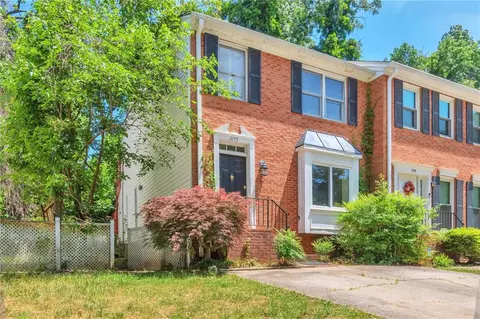 2775 Bentley Pl SE, Marietta, GA 30067