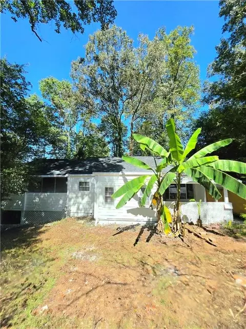 1057 Washington Ave, East Point, GA 30344
