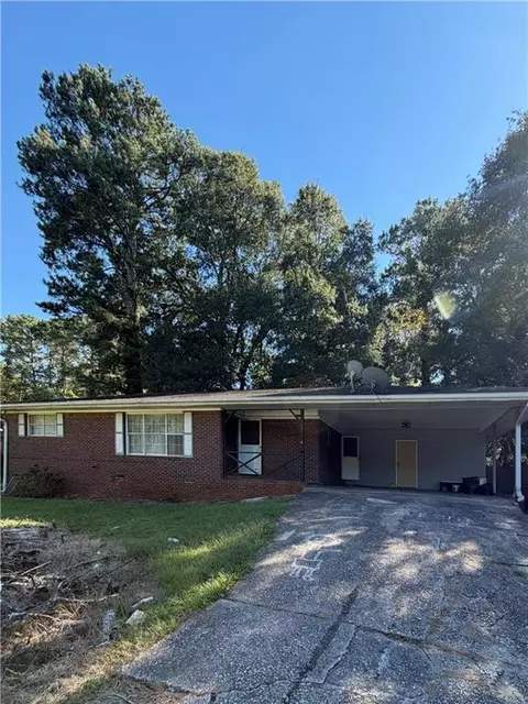 1111 Luther Dr SW, Mableton, GA 30126