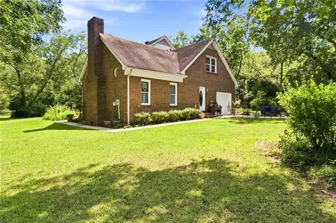 Exterior - 169 Silver Dollar Rd, Barnesville, GA 30204 photo 10 of 16