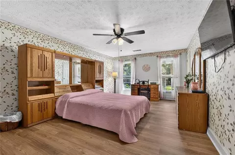 Bedroom - 169 Silver Dollar Rd, Barnesville, GA 30204 photo 5 of 9