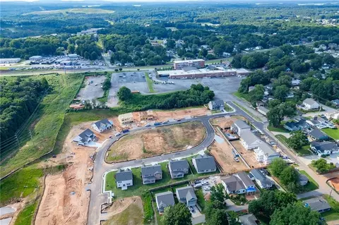 View/Area - 1813 Piney Bend Dr, Buford, GA 30518 photo 5 of 9