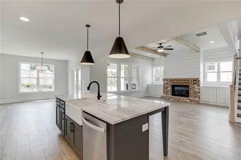 Kitchen - 1813 Piney Bend Dr, Buford, GA 30518 photo 4 of 6