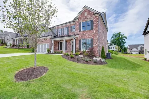 Exterior - 1813 Piney Bend Dr, Buford, GA 30518 photo 3 of 15
