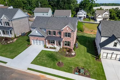 View/Area - 1813 Piney Bend Dr, Buford, GA 30518 photo 2 of 9