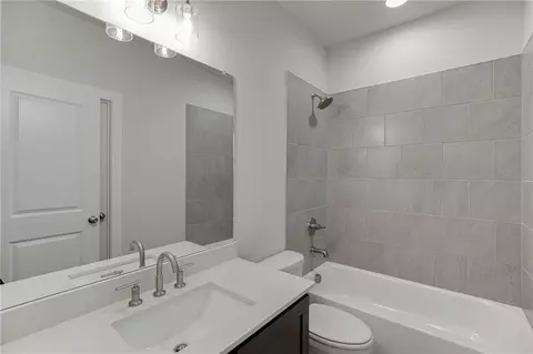 Bath - 1813 Piney Bend Dr, Buford, GA 30518 photo 1 of 6