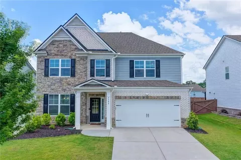 5245 Sargent Dr, Cumming, GA 30040